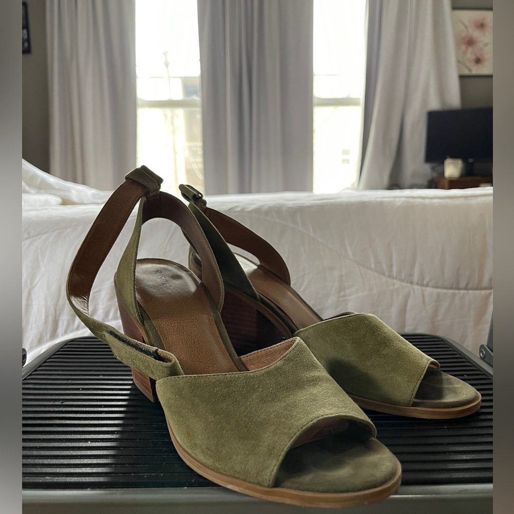 Suede heels